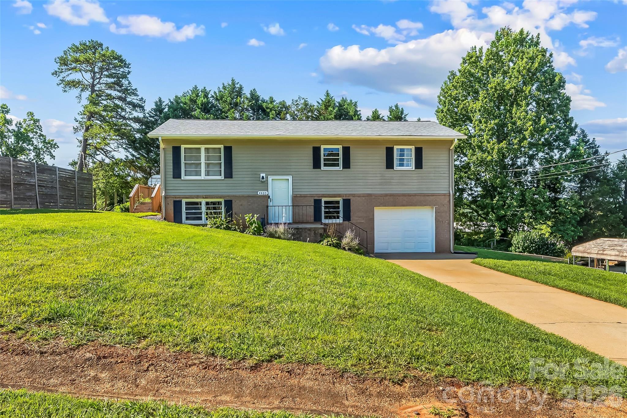 4405 Landing Court property