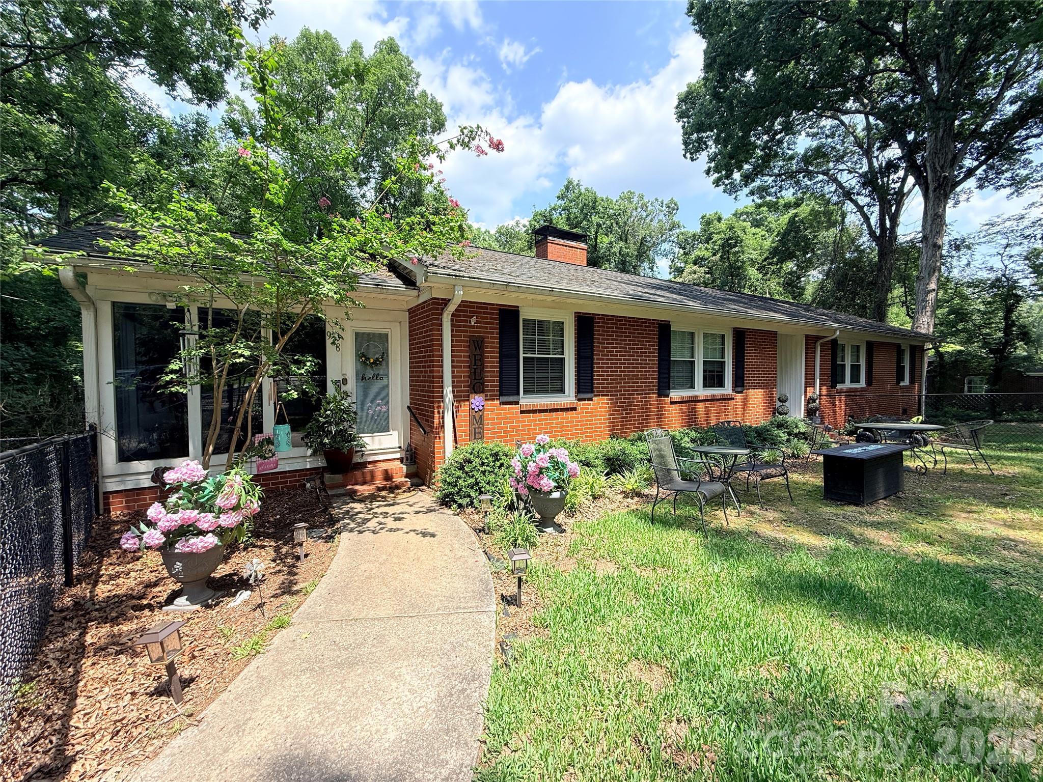 938 Forest Drive property