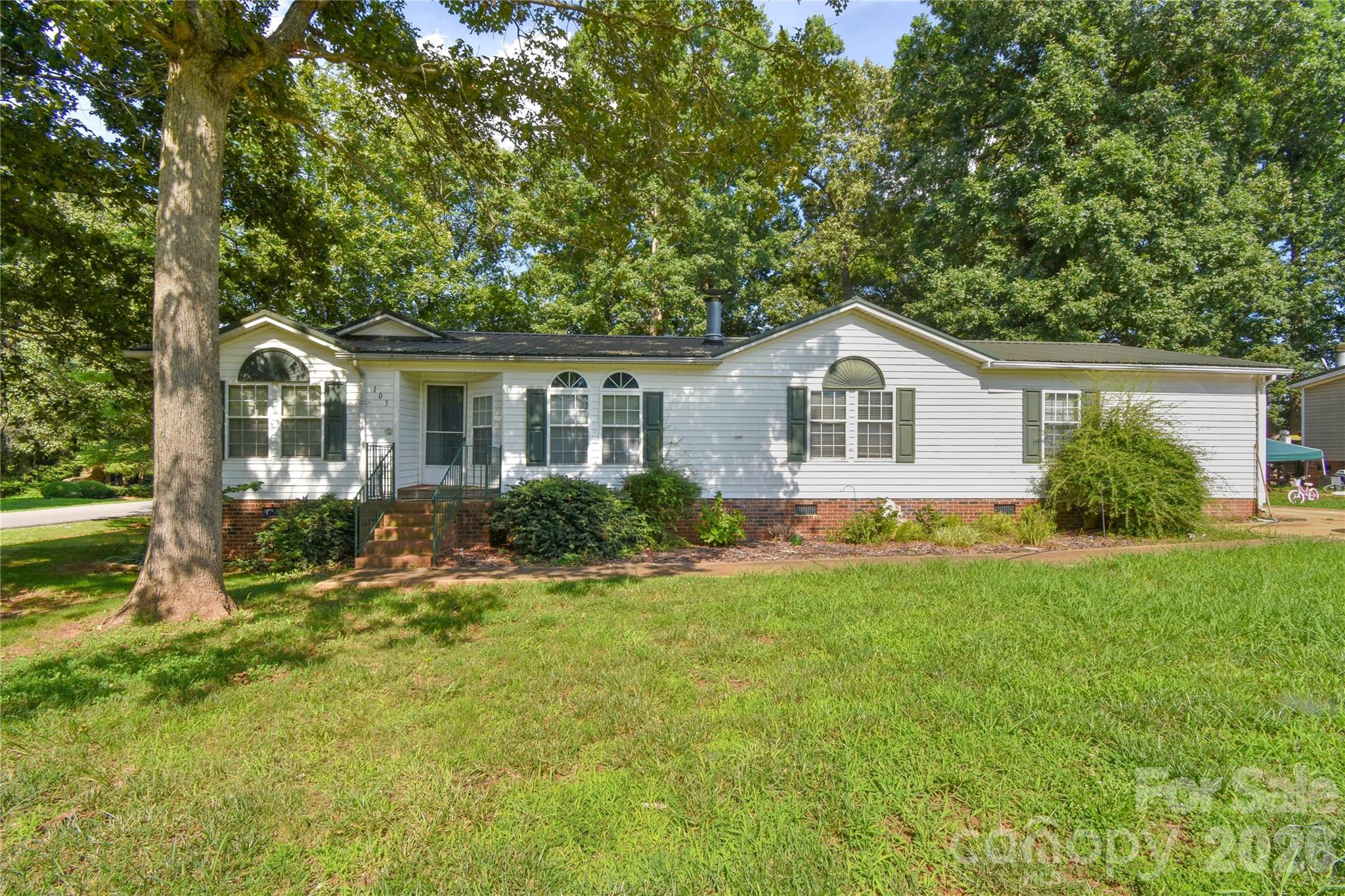 103 Key West Lane, Mooresville