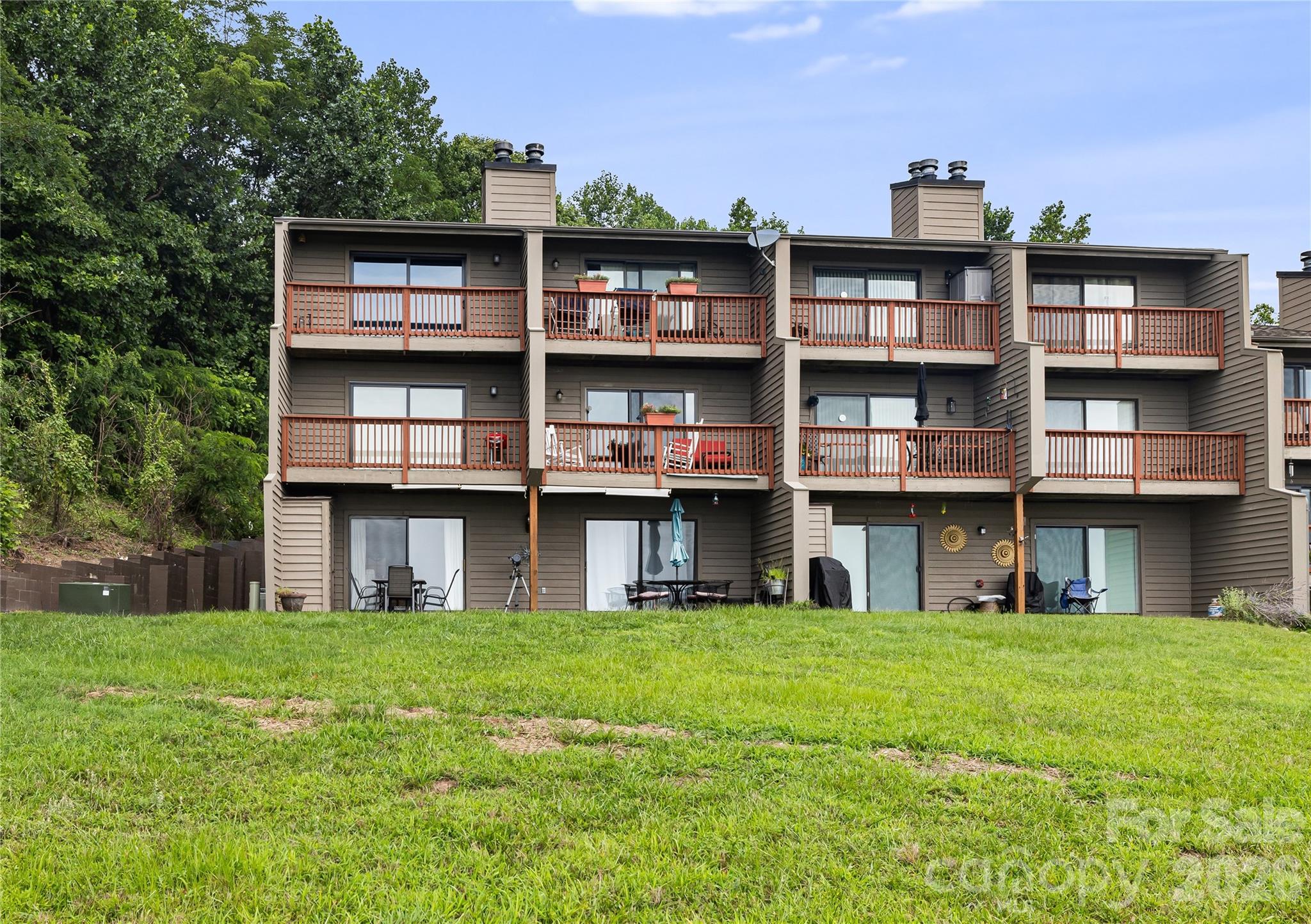 2881 White Oak Mountain Road