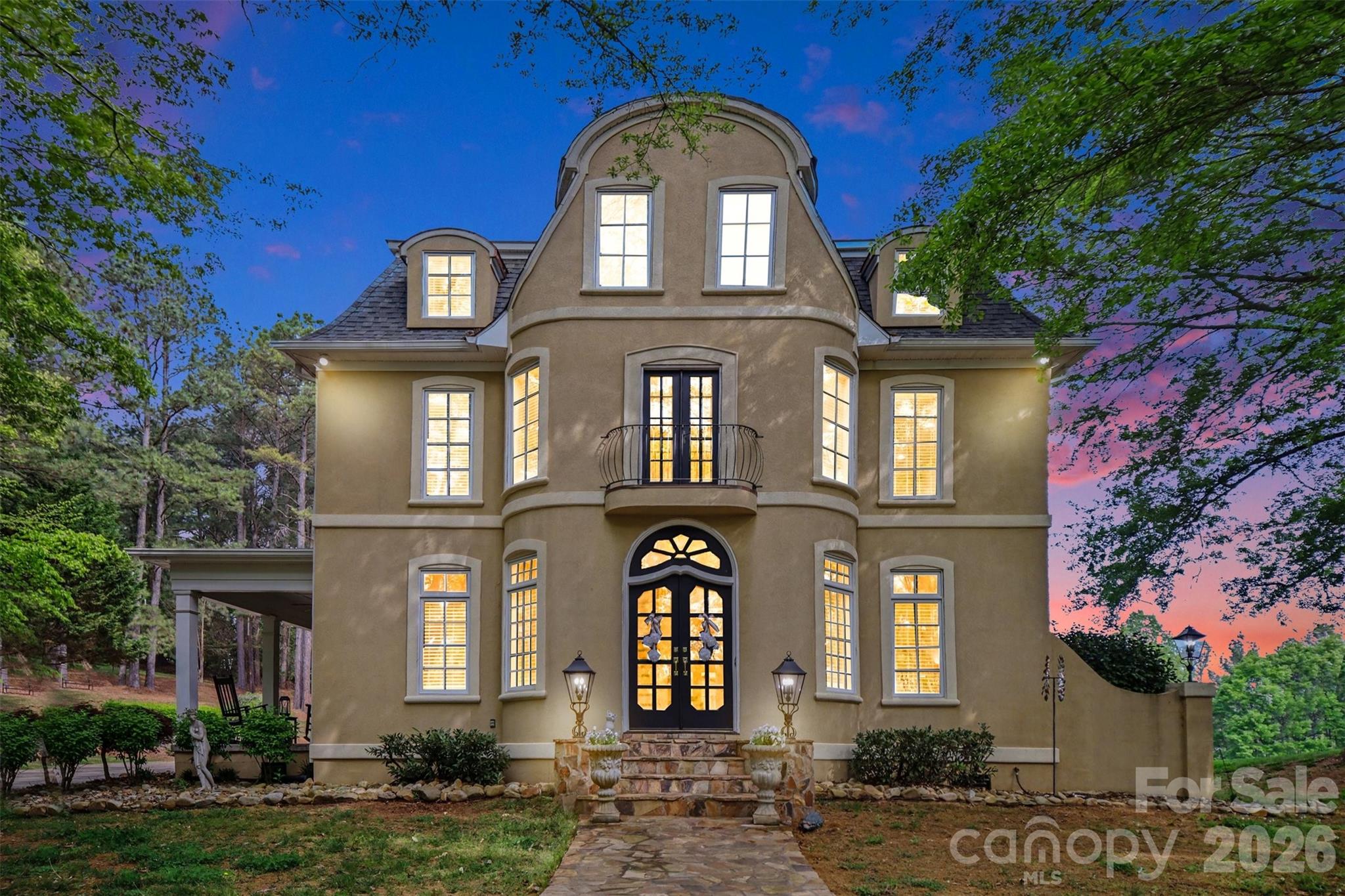 2929 Laura Road