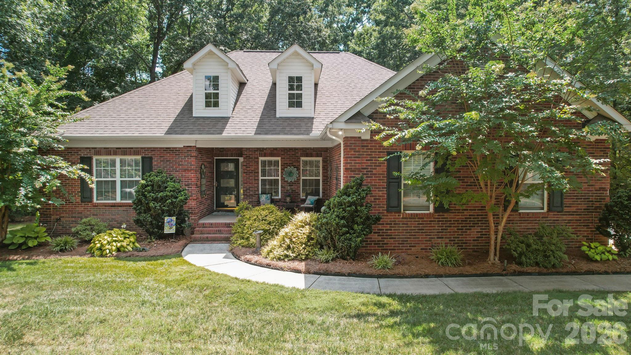 2905 Telefair Lane property