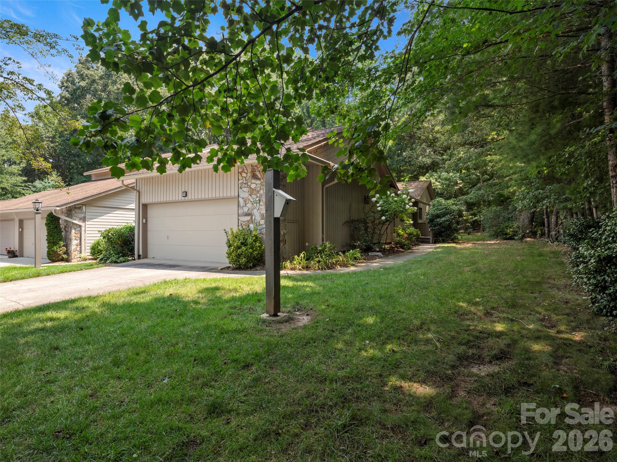 132 Cloverleaf Lane, Asheville