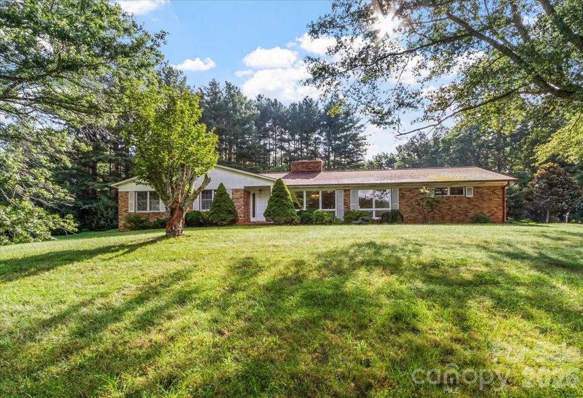 235 Rolling Ridge Loop