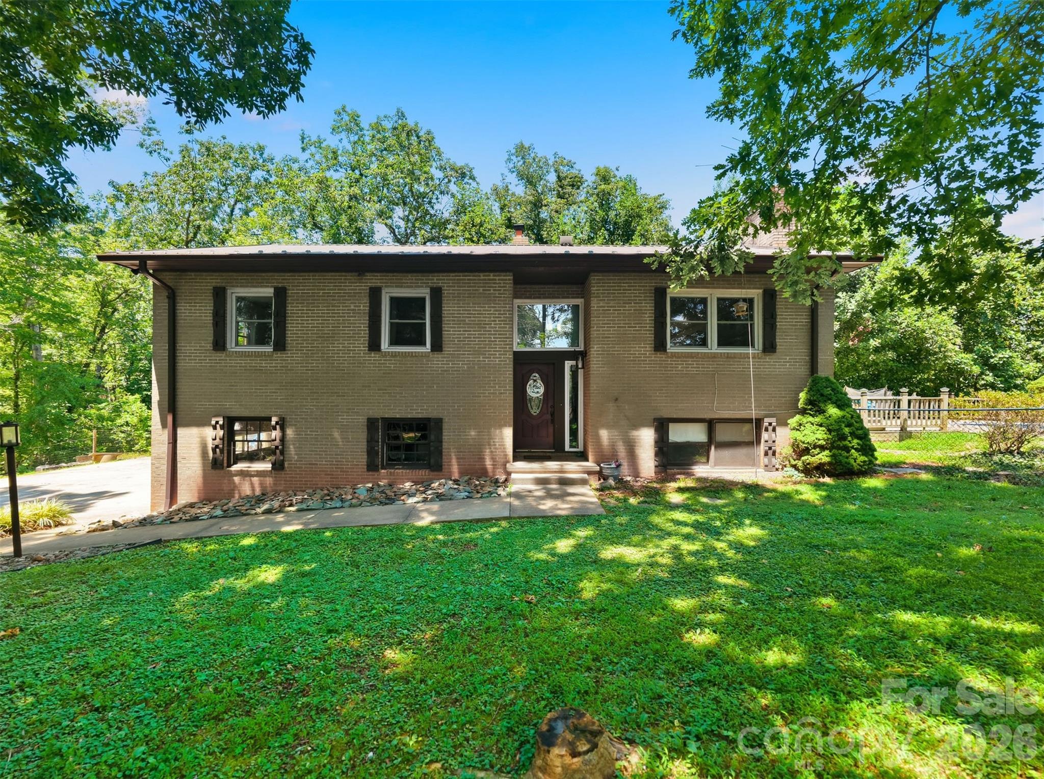 1924 Braswell Place, Lenoir