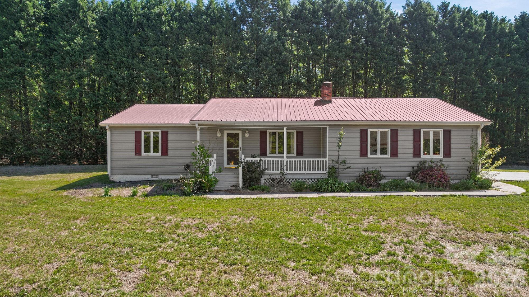 144 Pops Lake Road