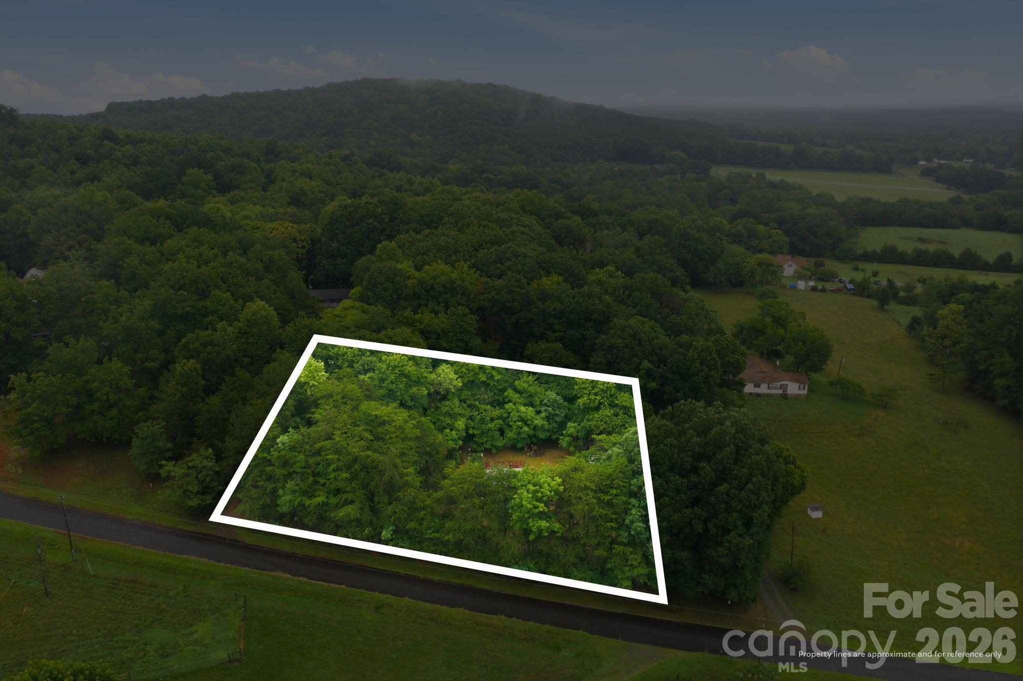 154 Beagle Lane, Statesville