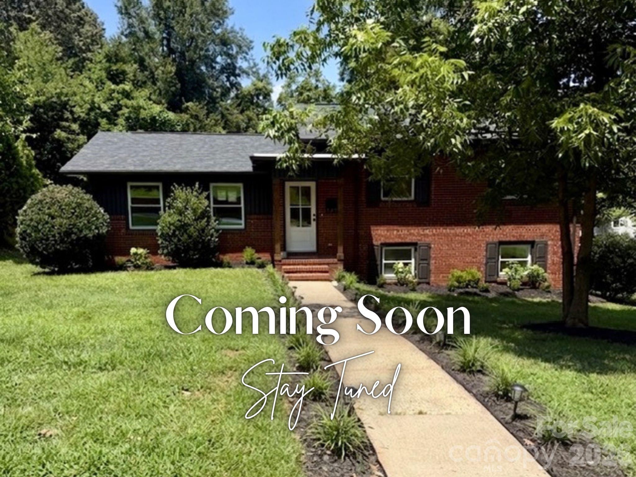 3617 Woodleaf Road property
