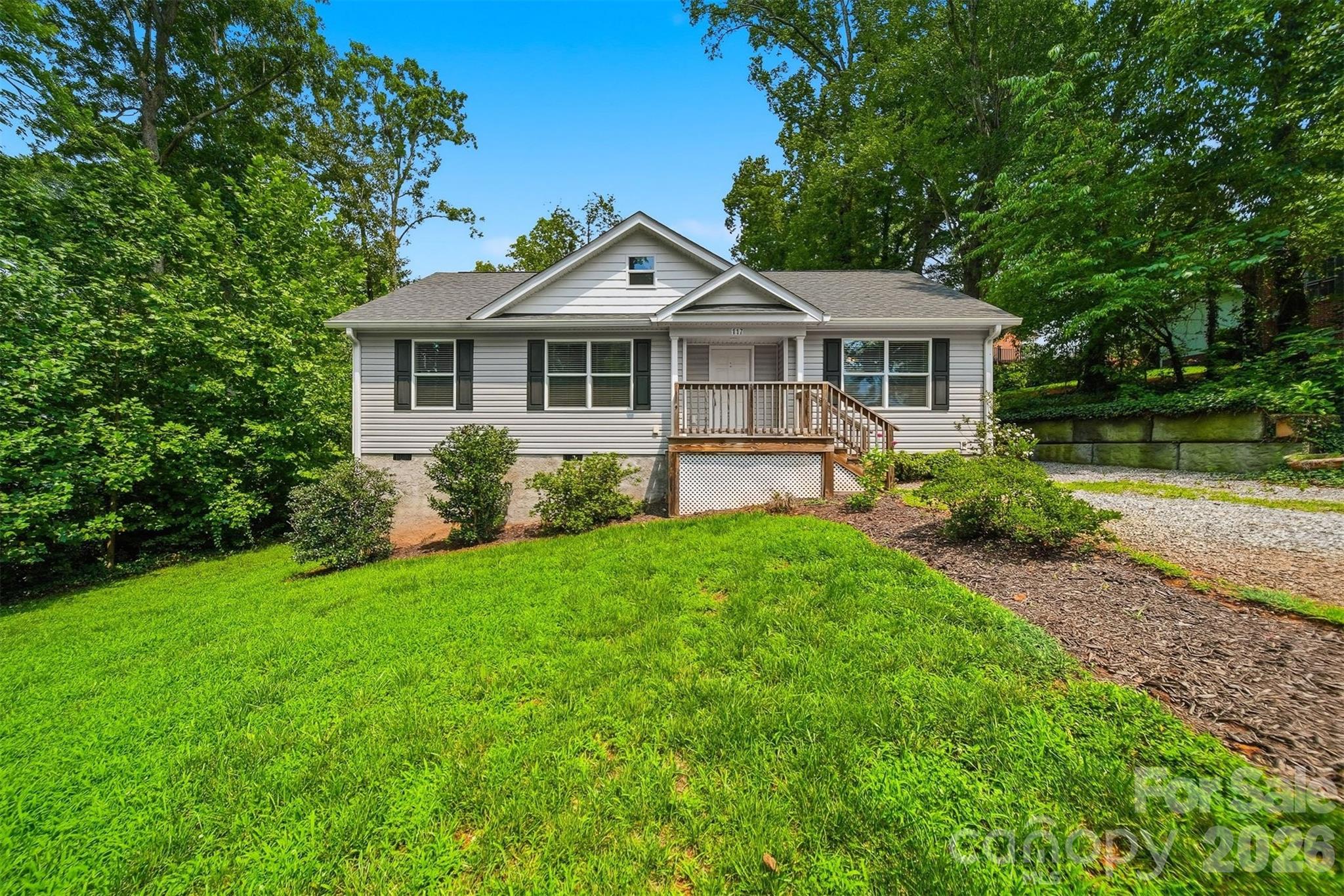 117 Falls Street, Morganton