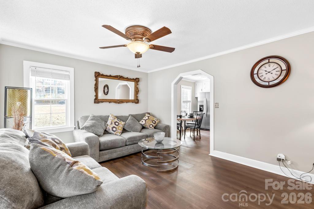 430 Arlington Circle