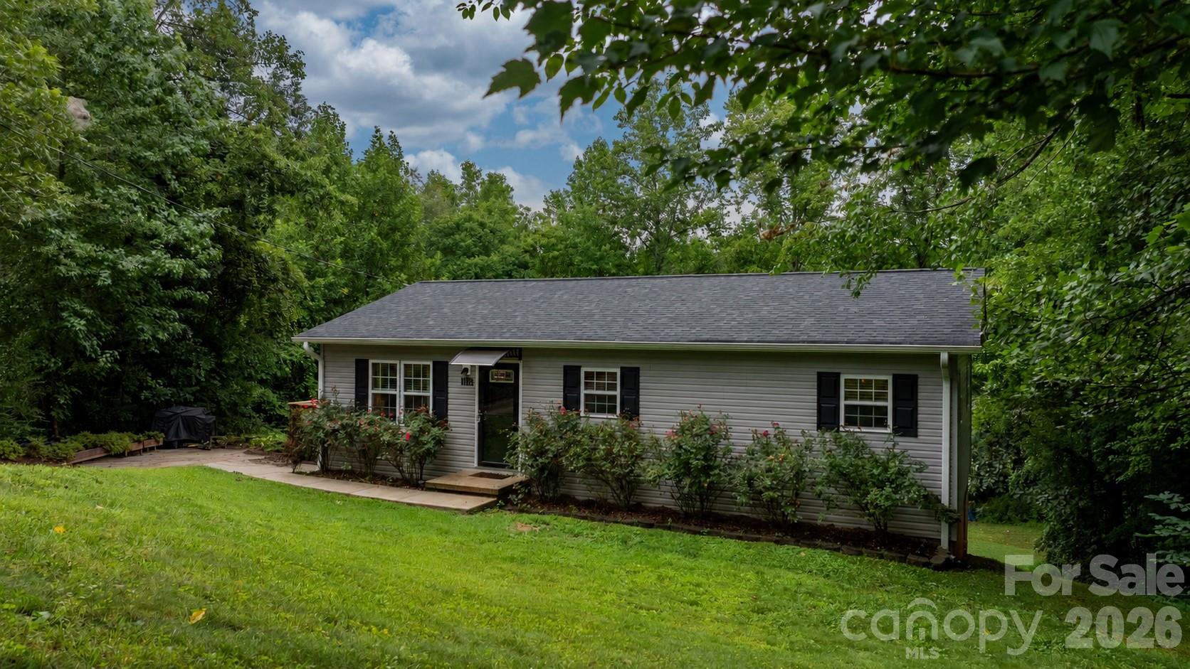 1172 Sunset Court property