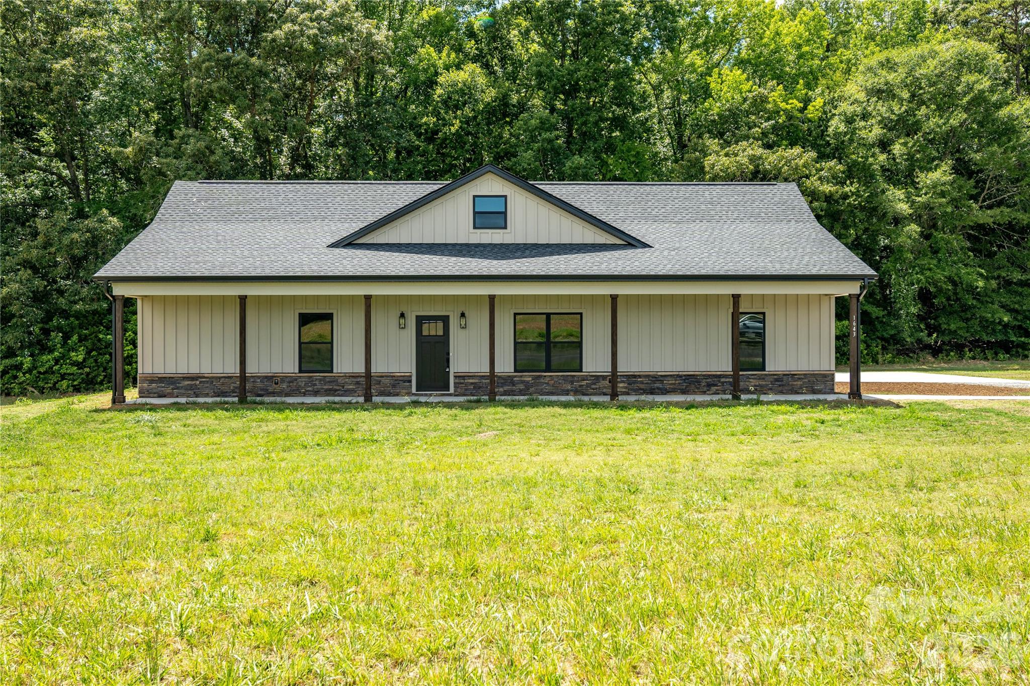 1643 Beamguard Road
