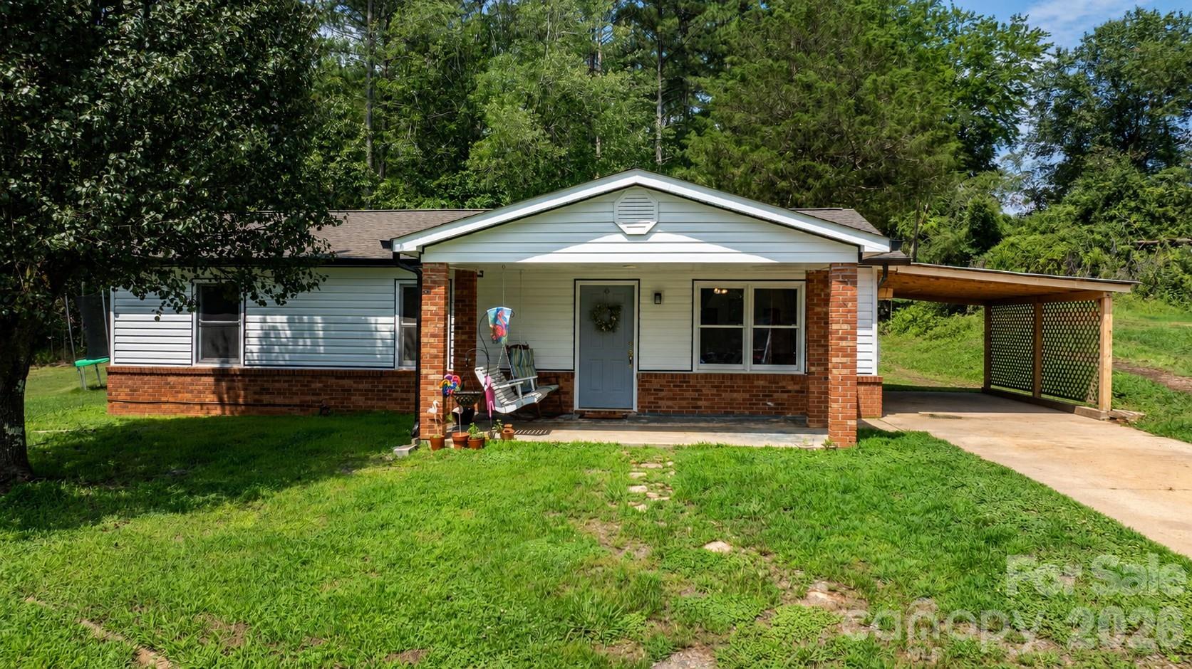 5149 Bloomfield Estate property