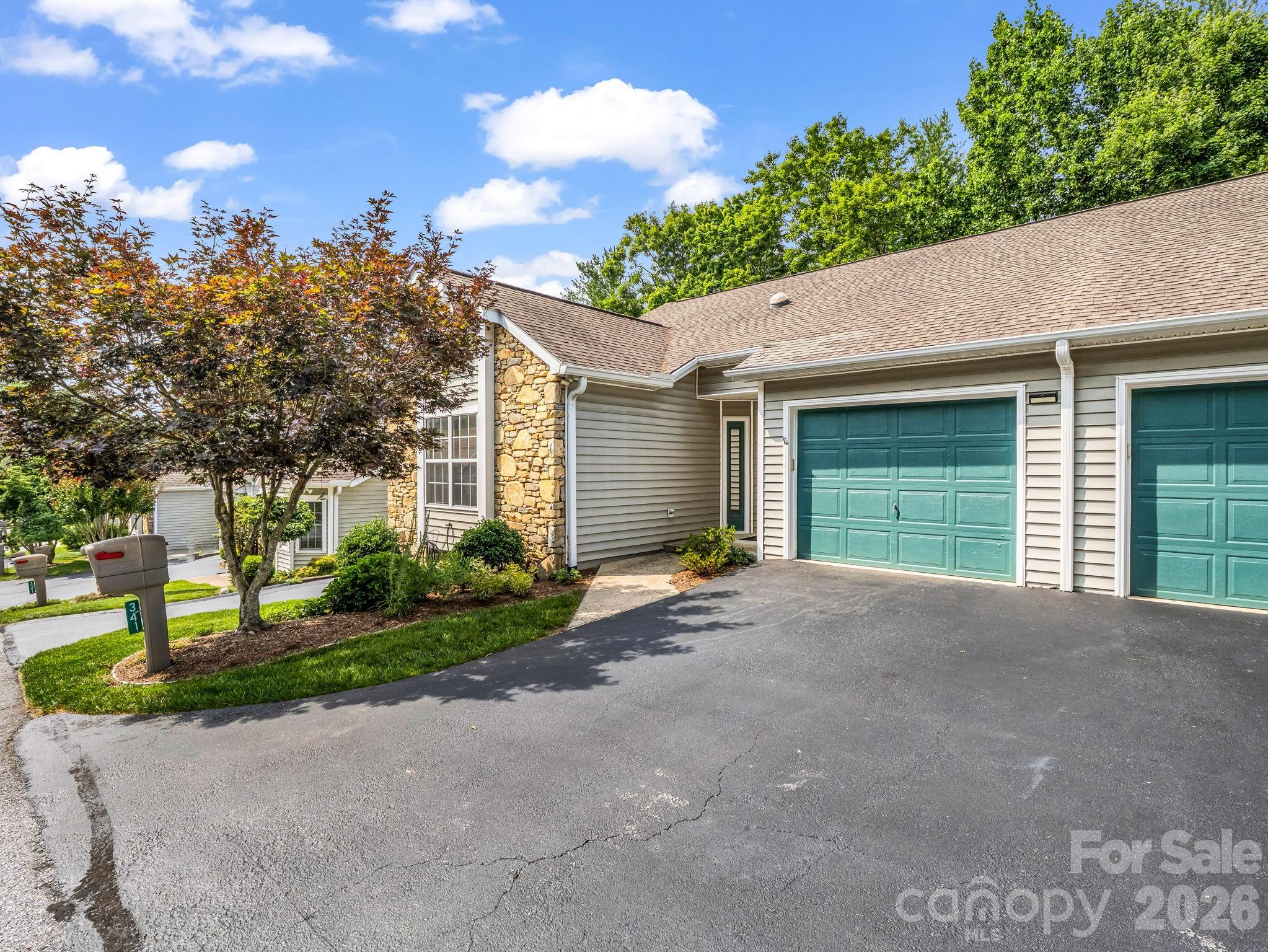 341 Laurel Park Place
