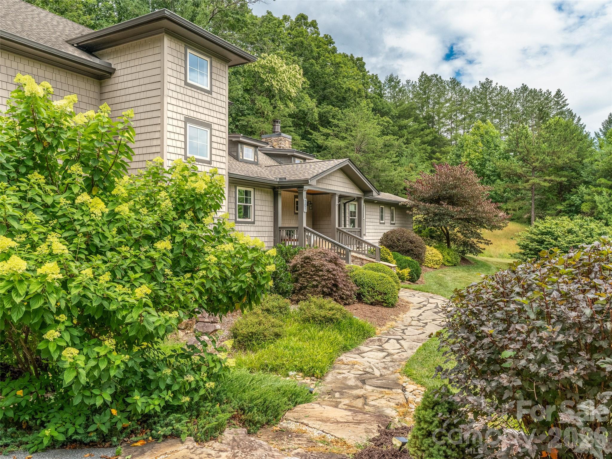 101 Glen Trillium Drive