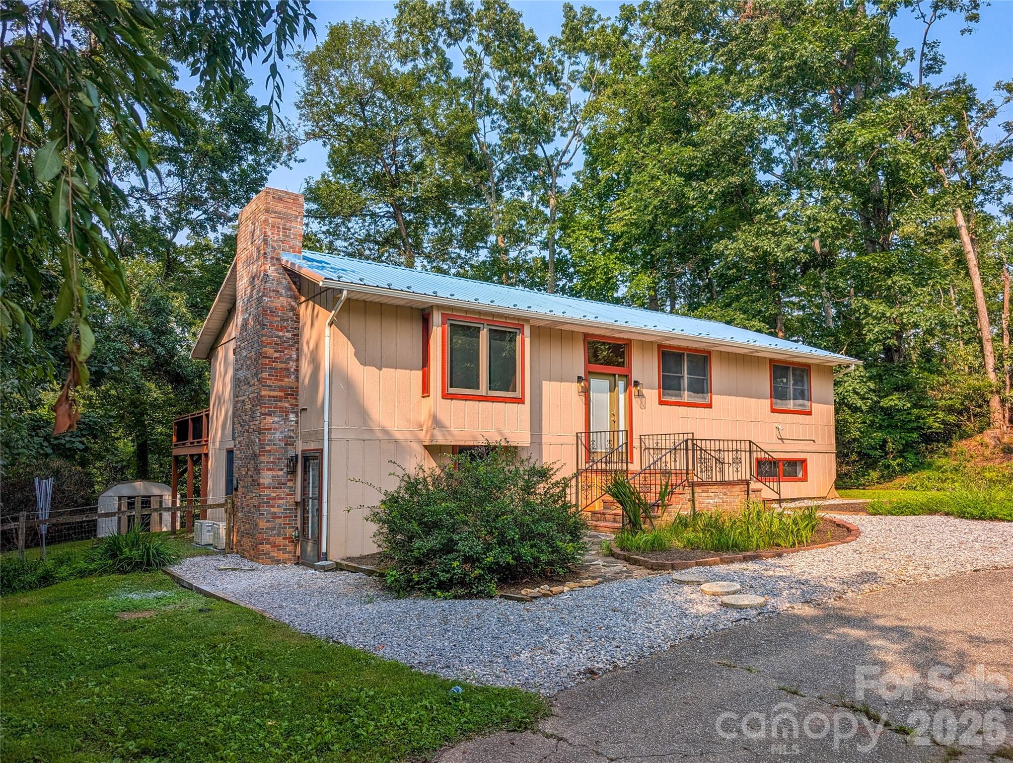 328 Wooded Valley Lane