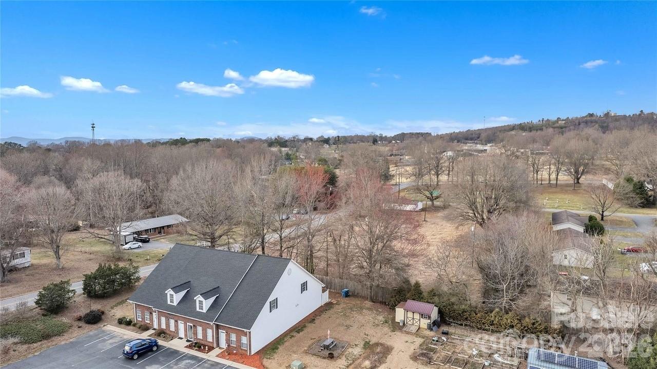 45 Orchard Trace Court