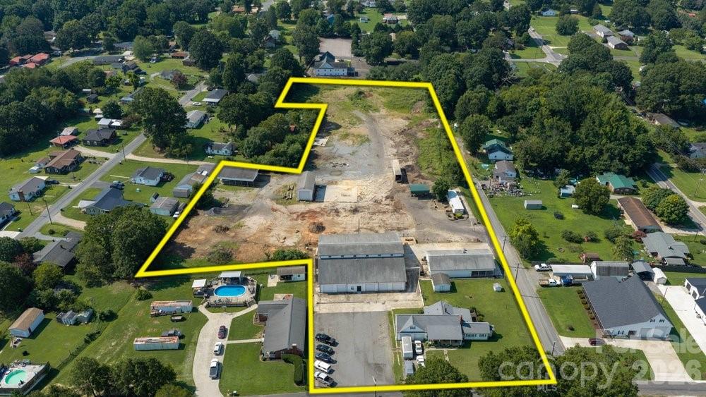 2609 Woodsdale Street property