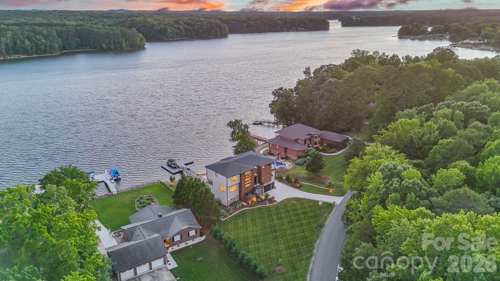 850 Mainsail Road