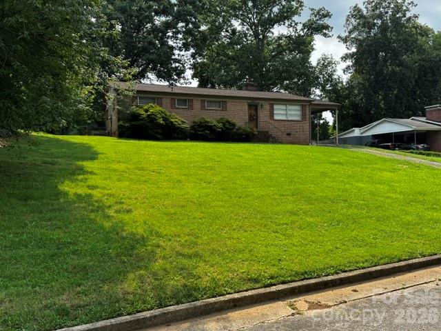 529 10th Street Place, Hickory
