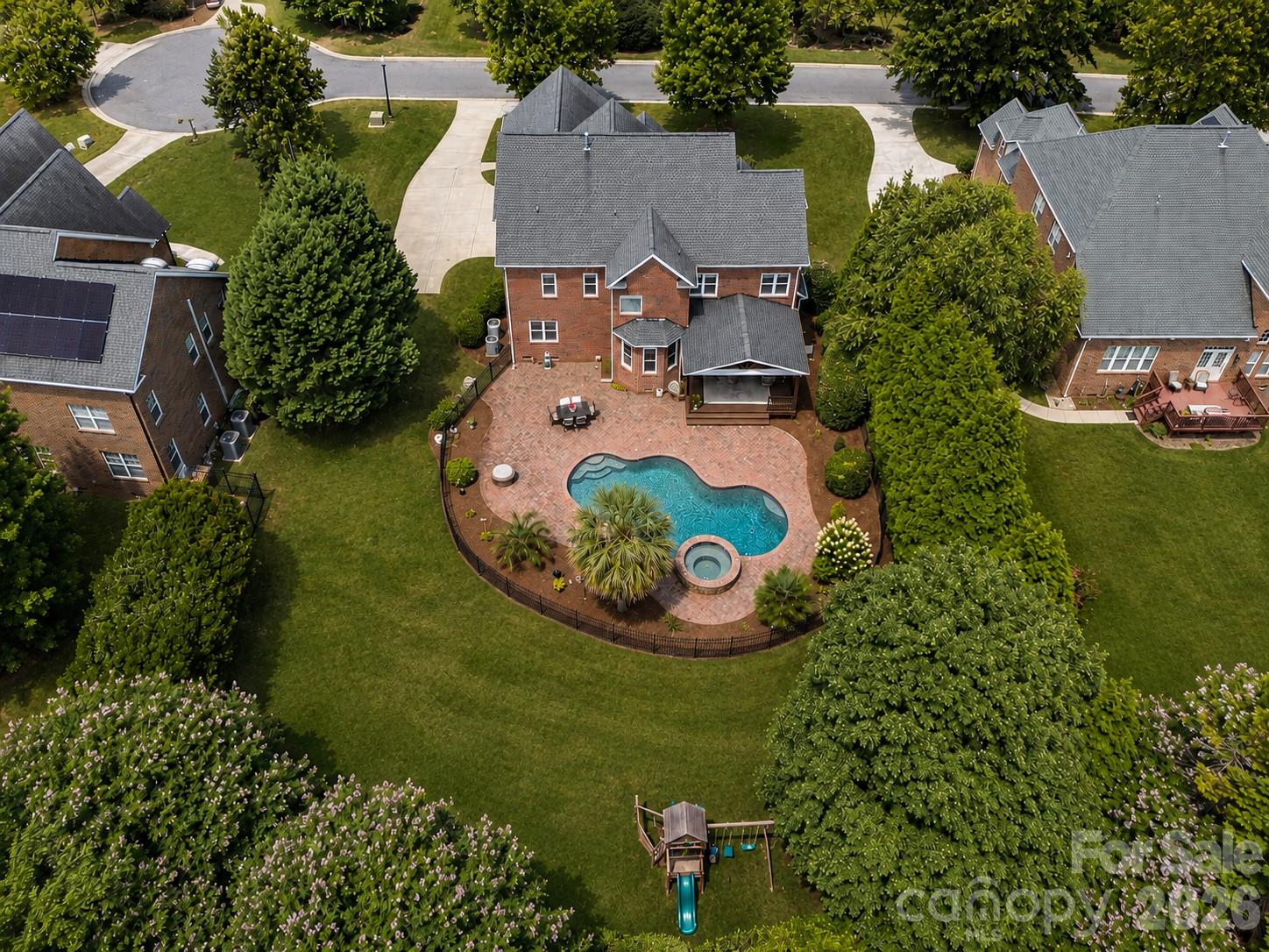 7005 Shadow Rock Court, Matthews