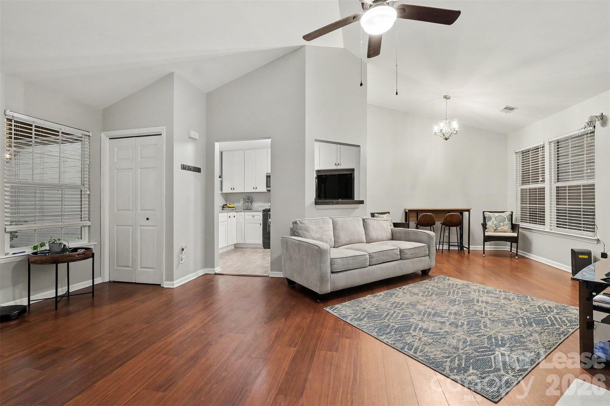 6121 GRAY GATE Lane