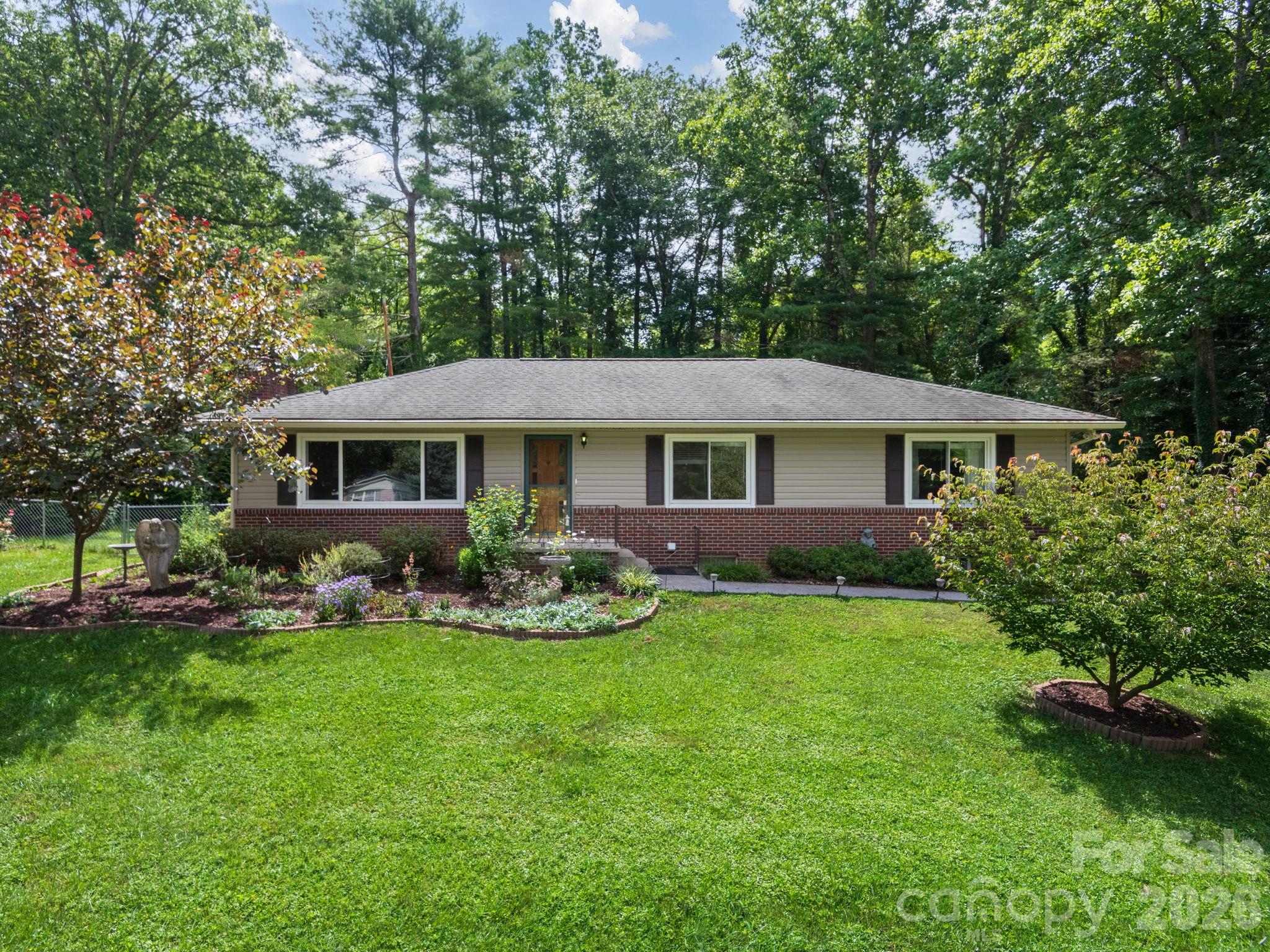 112 Lyndale Road