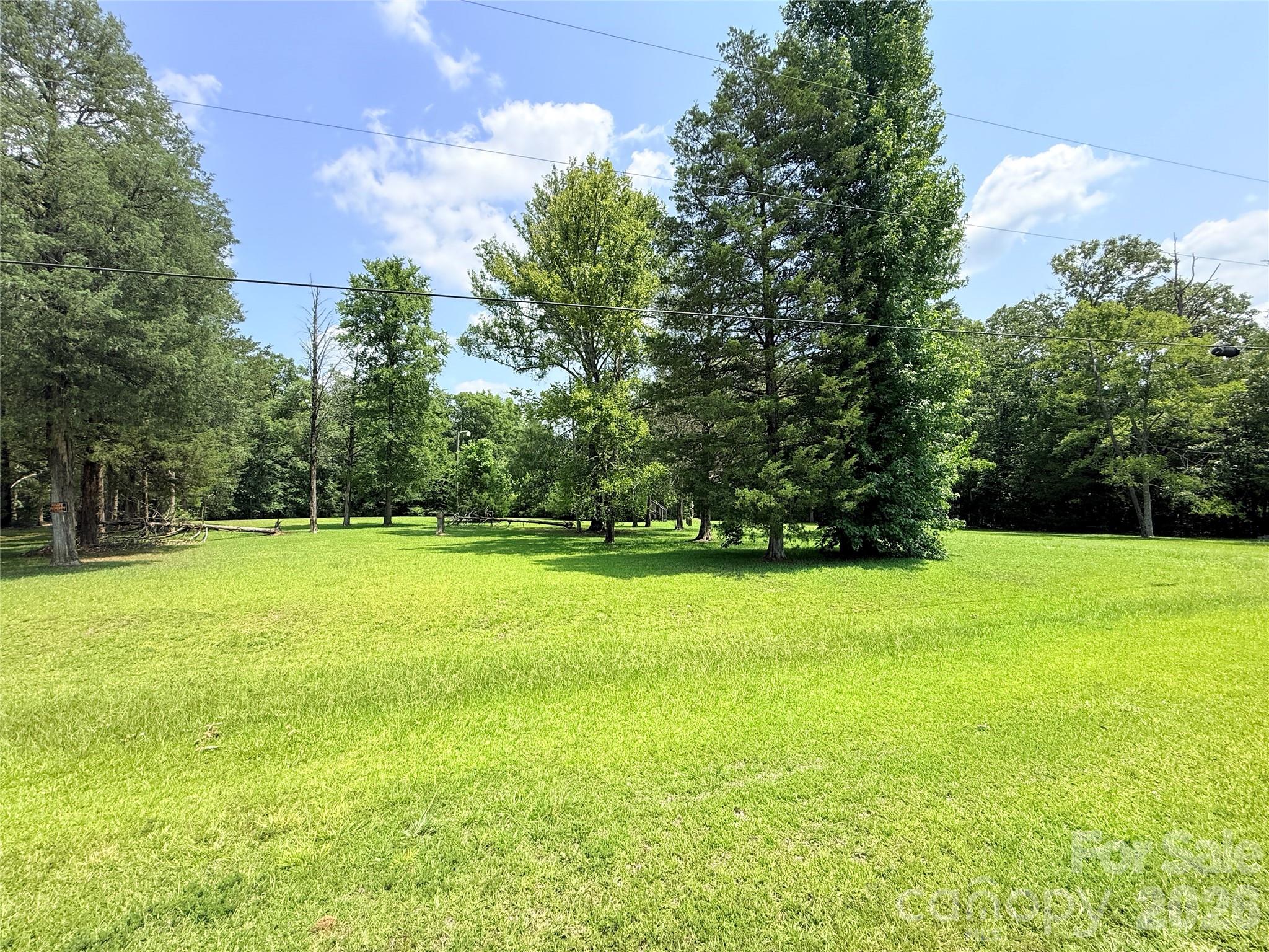 329 Pineview Court Lane