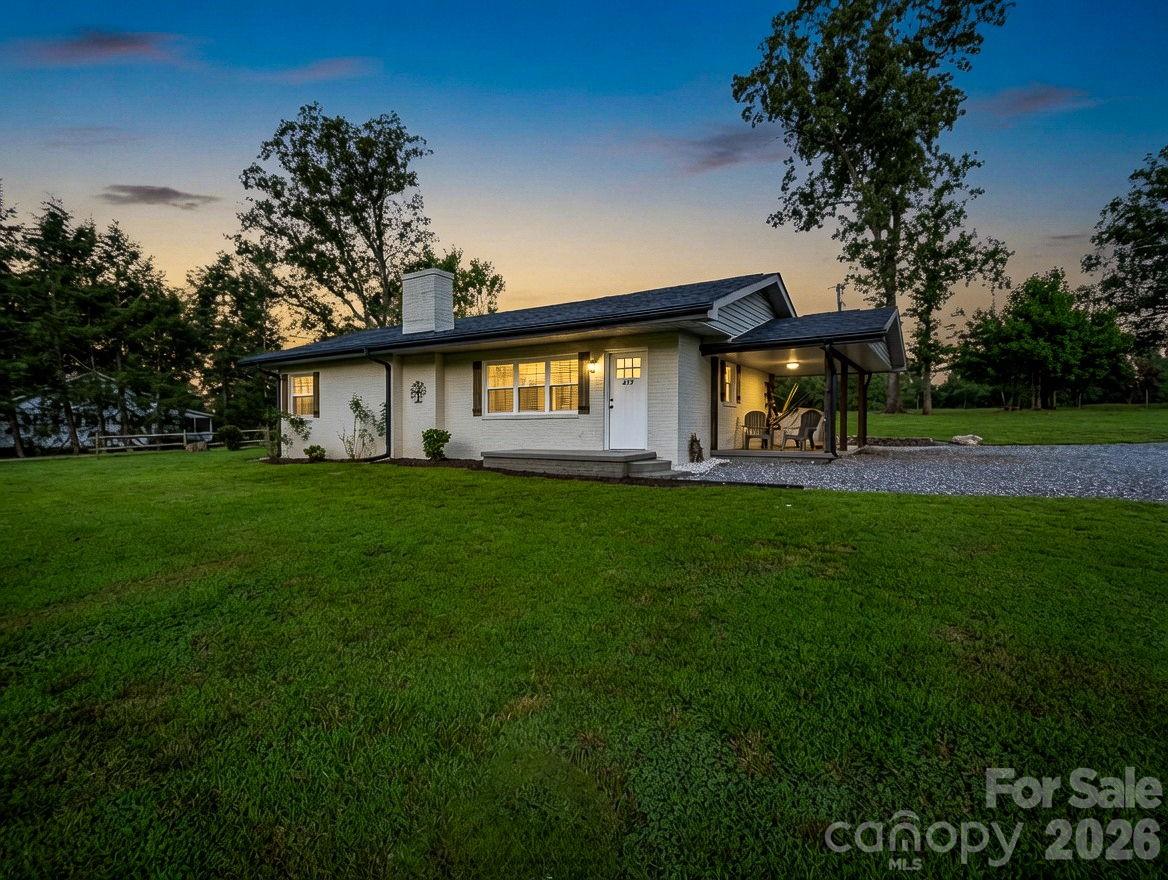 629 Thompson Road