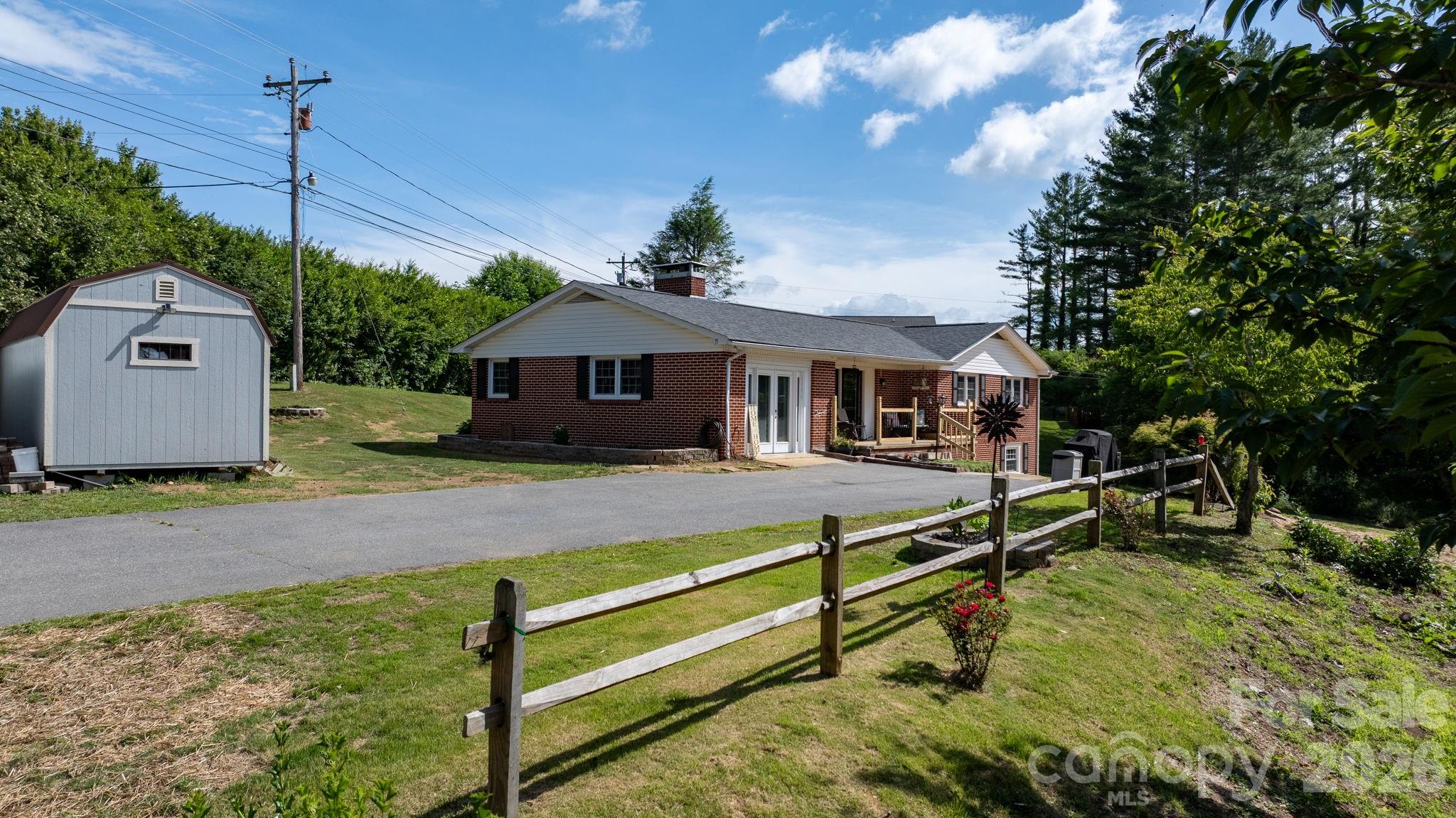 35 Glendale Drive