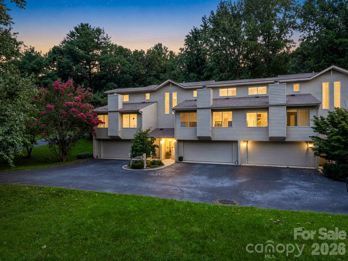 103 Shadowbrook Drive property