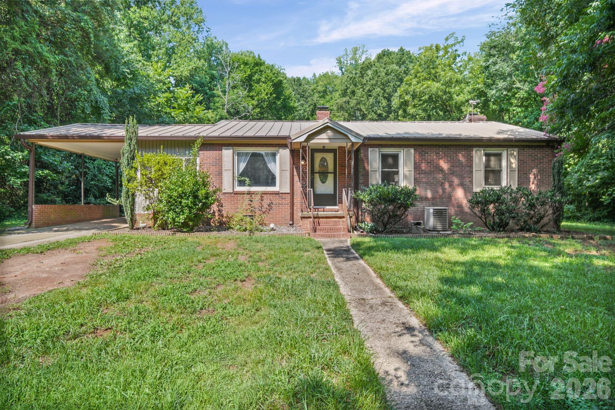 305 Milford Drive, Salisbury