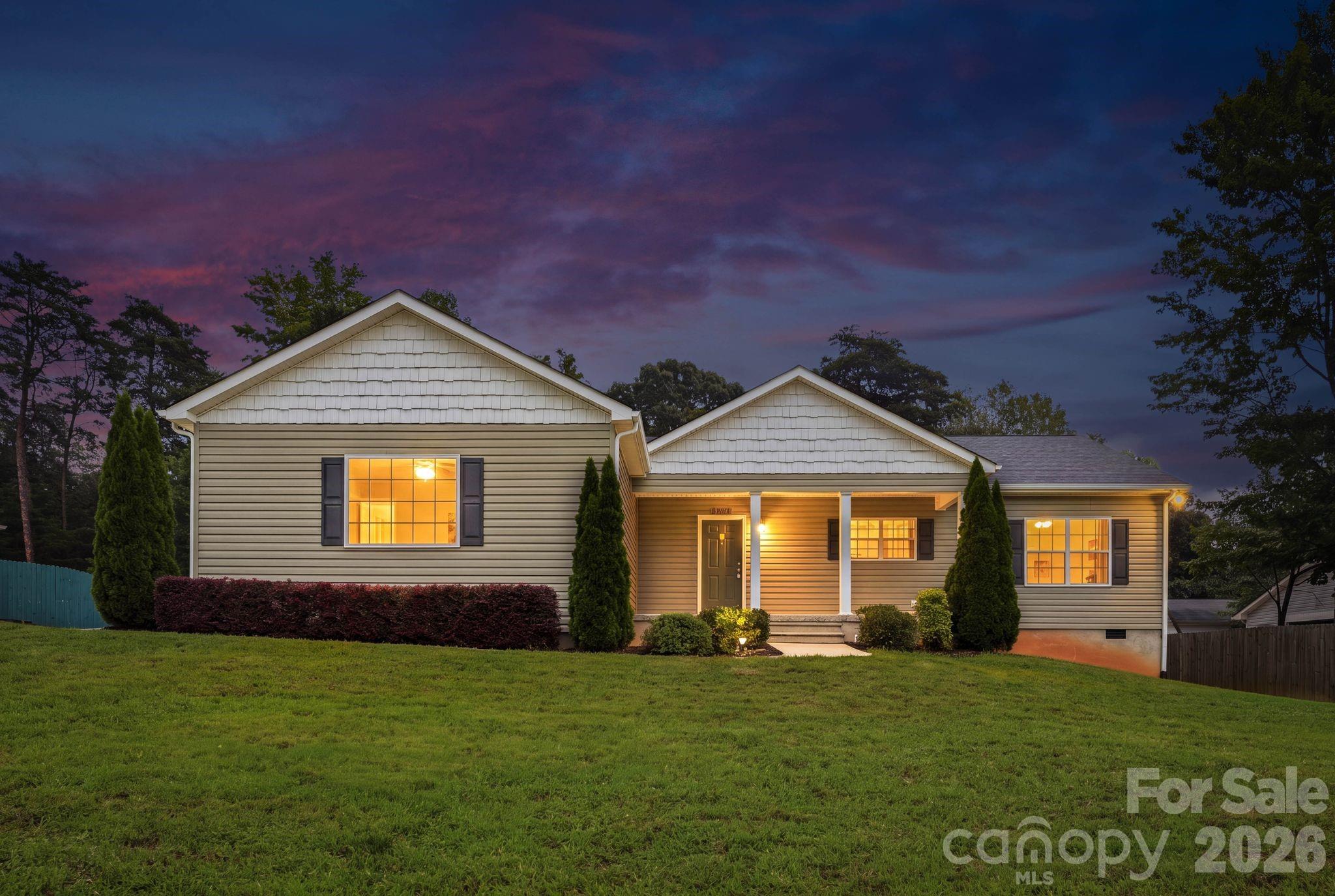 4888 Slanting Bridge Road, Sherrills Ford