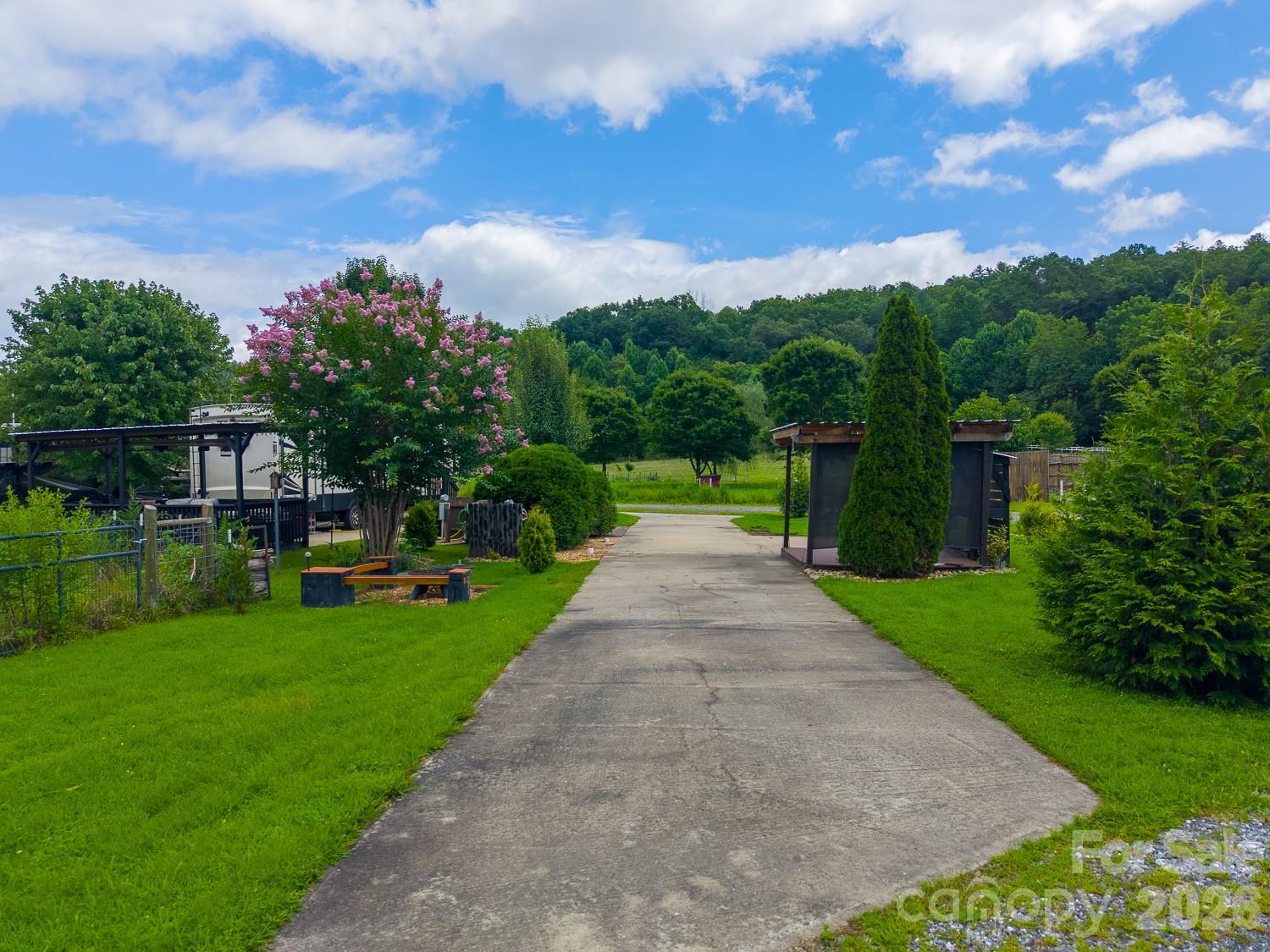 50 Timber Leaf Drive