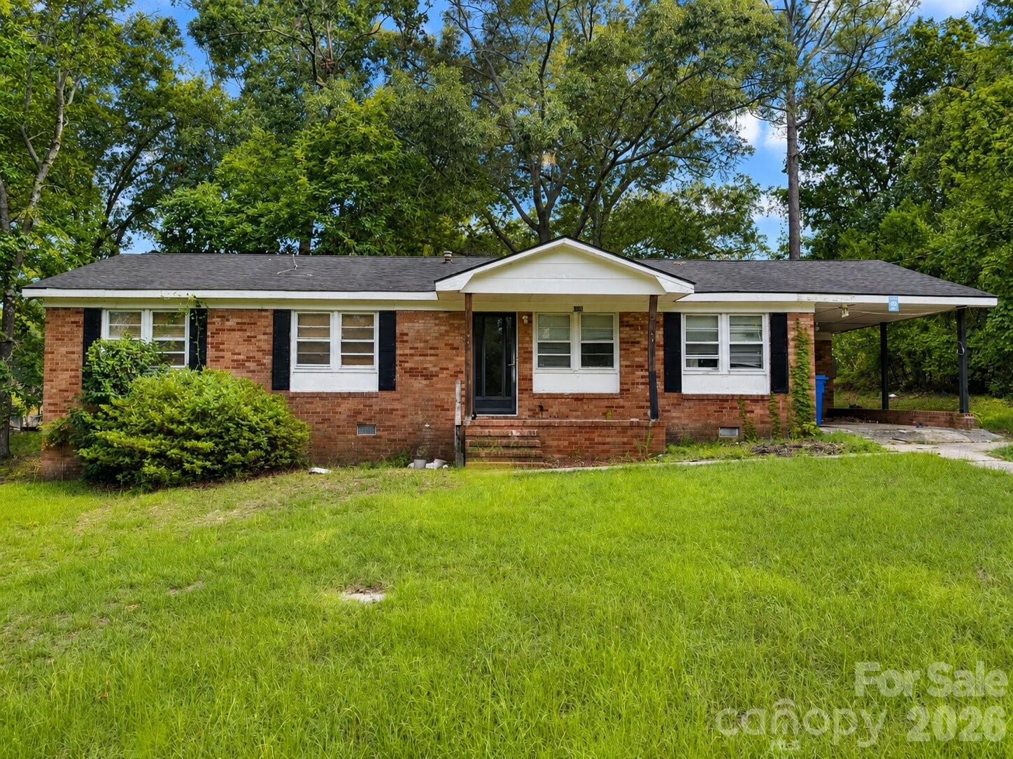 6109 Dandy Loop Road