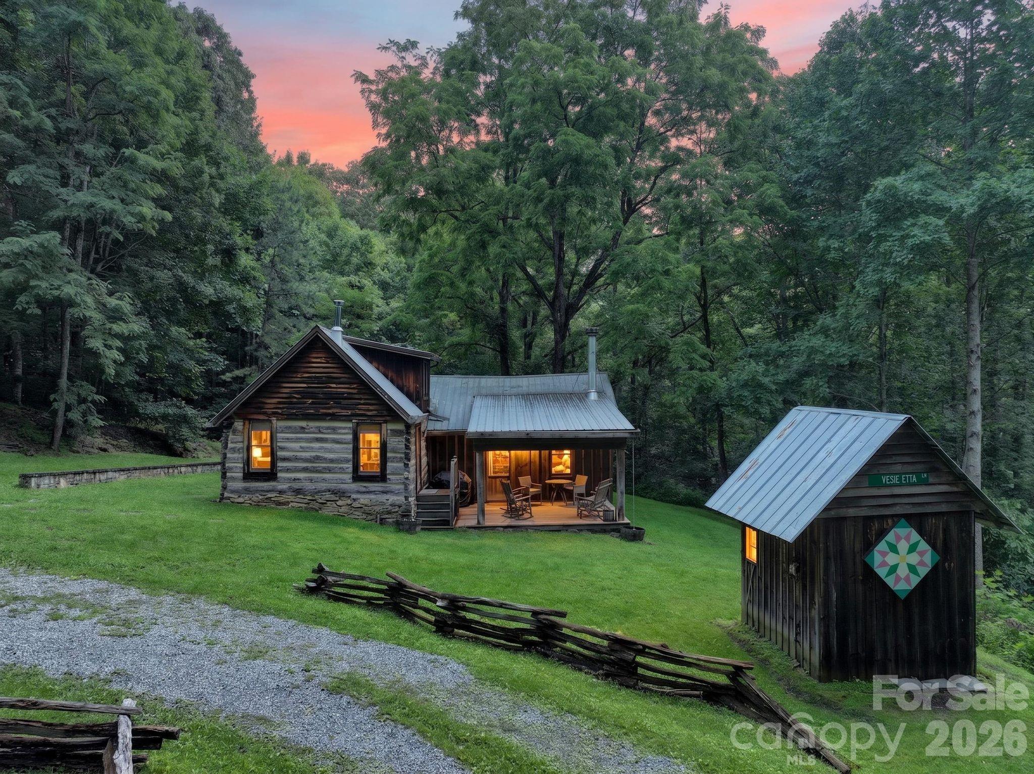 142 Marquis Lane, Waynesville