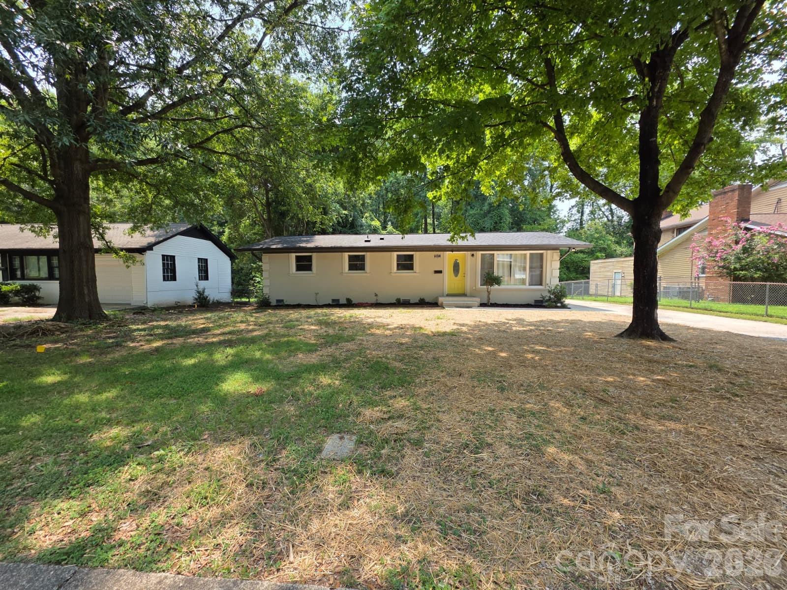 1501 VANCOUVER Drive