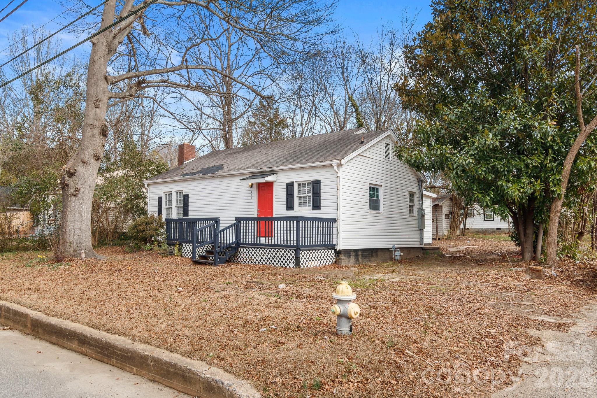 411 Thompson Street property