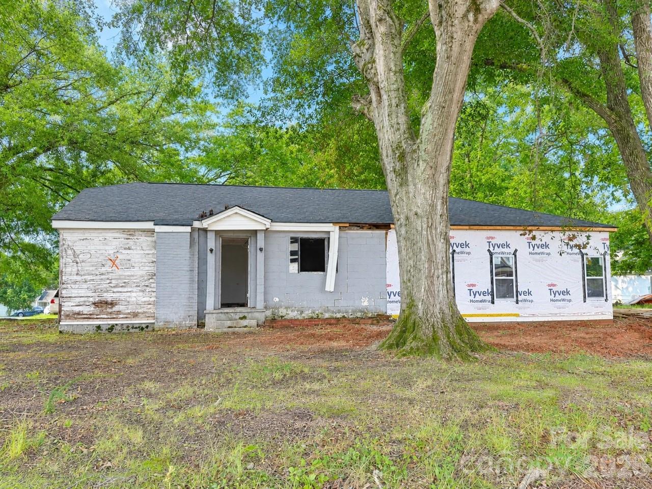 111 Churchill Drive