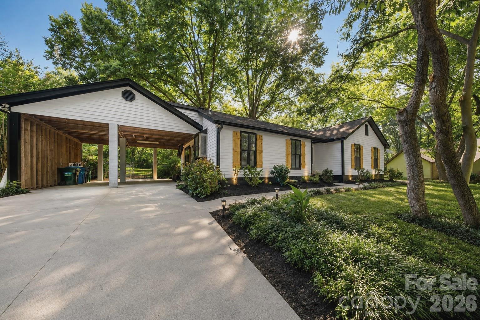 4739 Squirrel Nest Lane