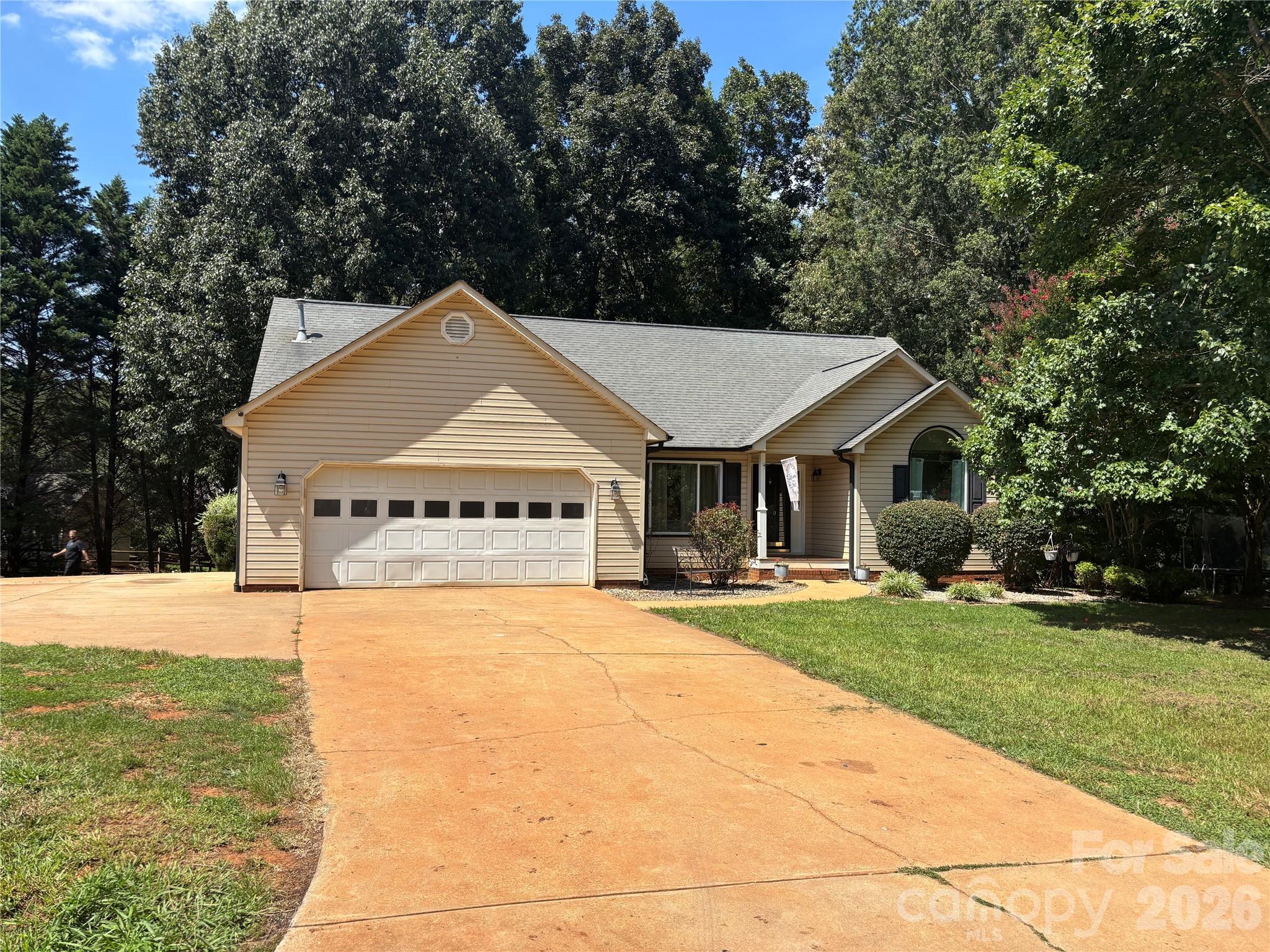 120 Strawberry Lane property