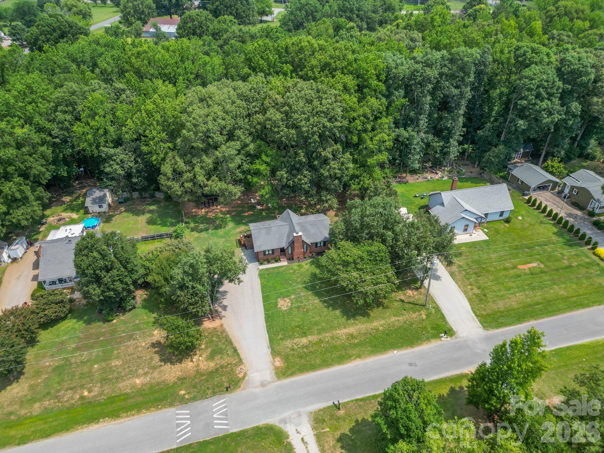 2406 Bearskin Lane