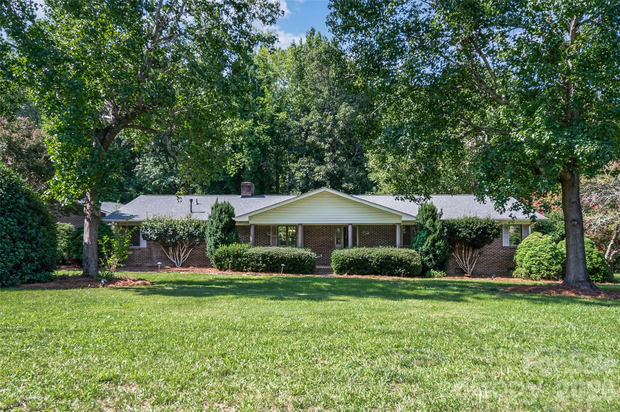 3959 Holly Springs Drive