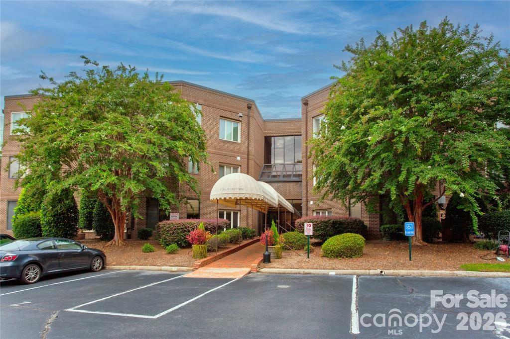 84 Lake Concord Road