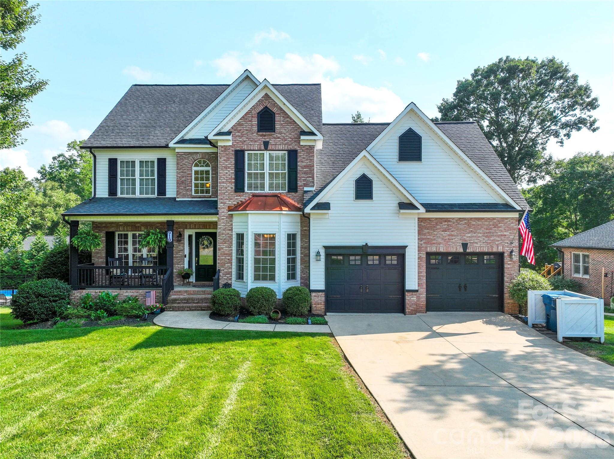 910 44th Avenue Court property
