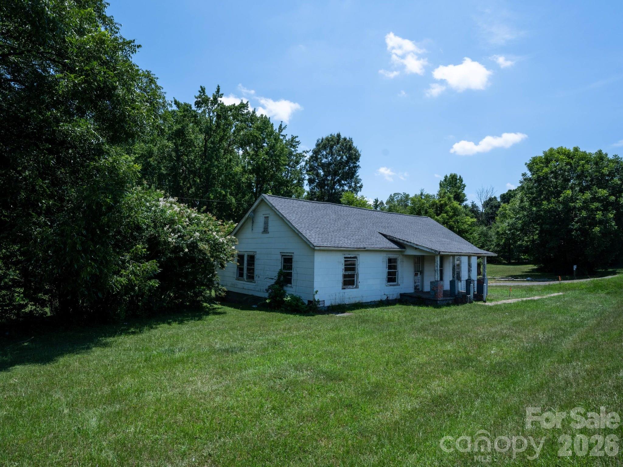 180 Hands Mill Highway property