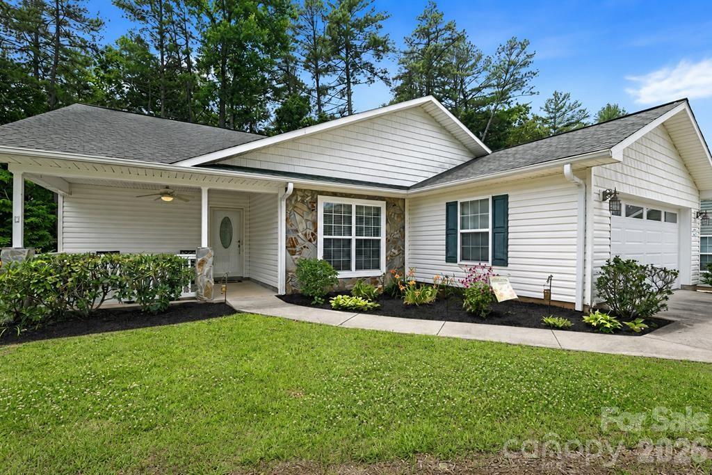 17 Coventry Circle