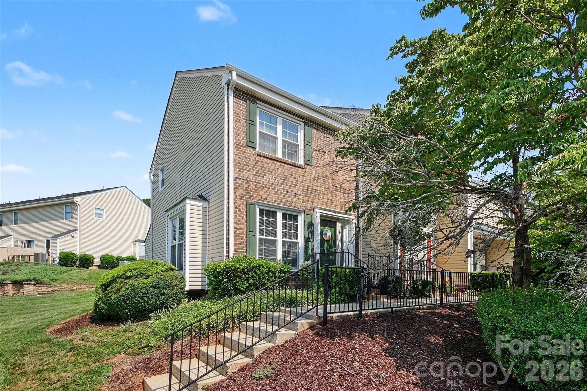 979 Surry Lane, Gastonia