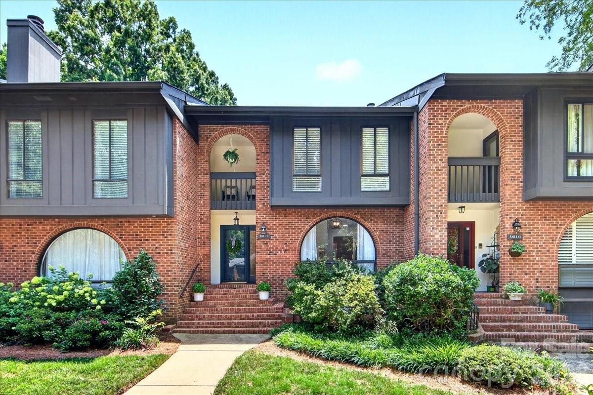 5811 Sharon Road