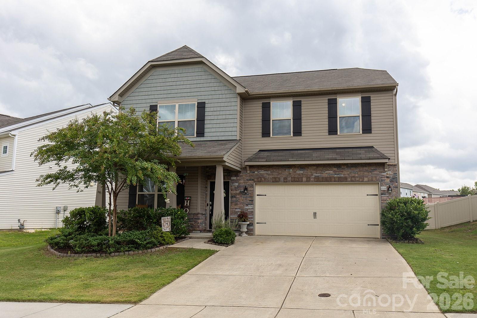 4271 Coachwhip Avenue property
